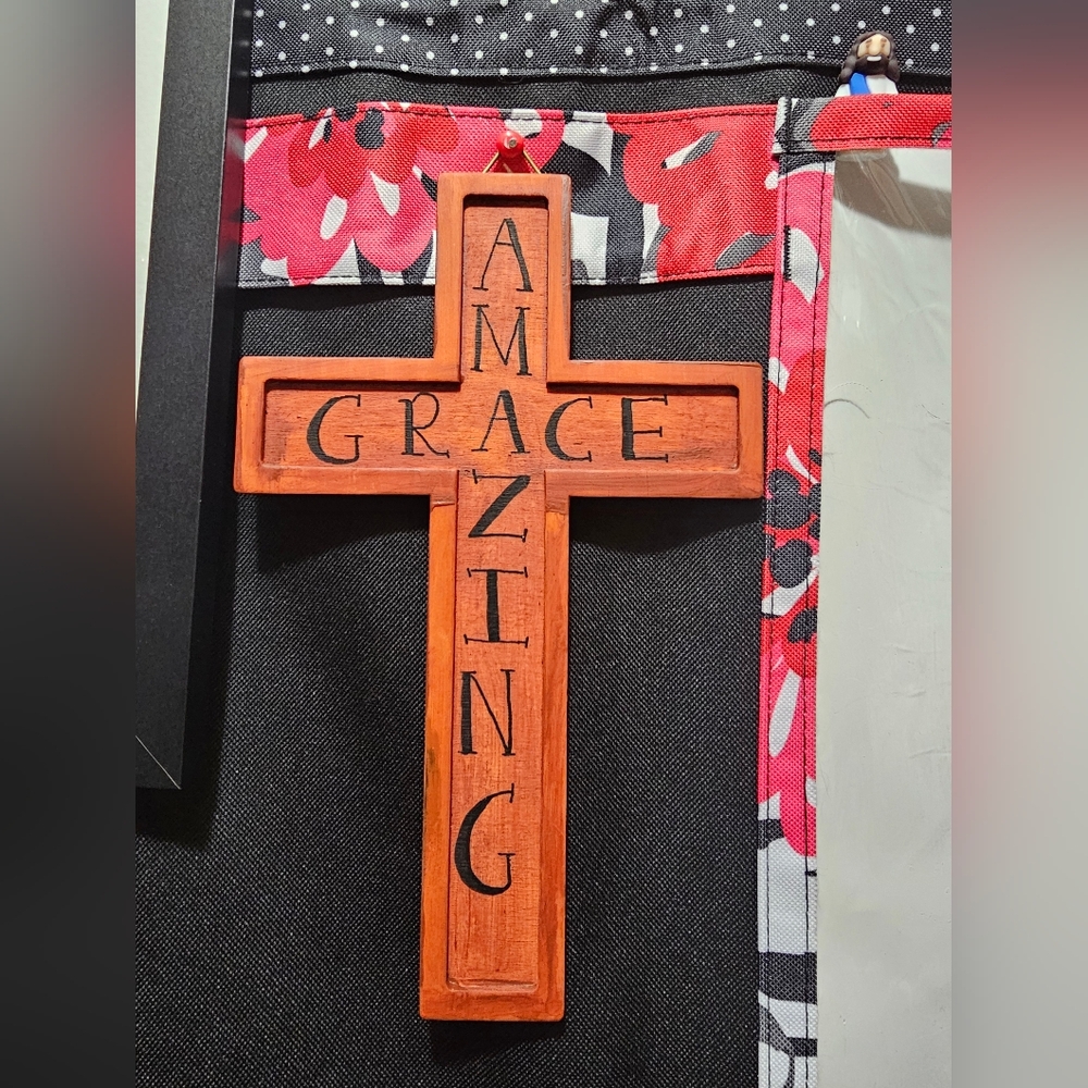 Amazing Grace Cross Hanging - Picture 4 of 4